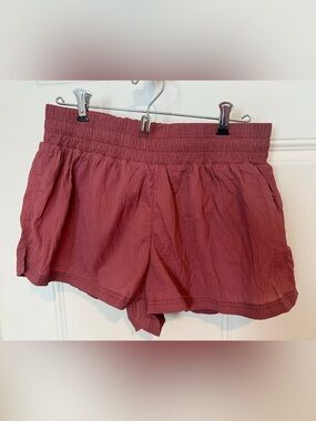 Varley shorts size medium
